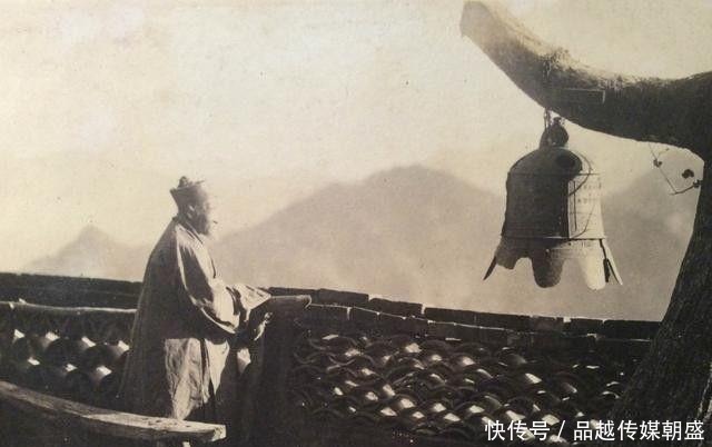 道士|老照片:一百多年前的中国道士,个个仙风道骨,图九是华山比武
