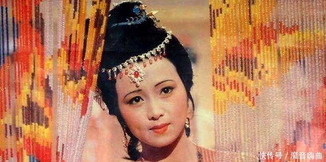 秦可卿是好女人还是坏女人?曹雪芹四个字点明!