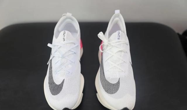 莆田 也许你在某宝上买的折扣跑鞋是莆田货!真假鉴别教程让你不再被坑!