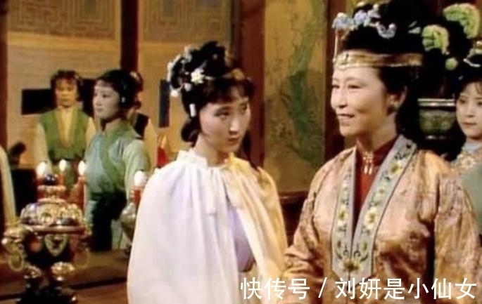 宝玉#林黛玉流泪忧愁很矫情?她在贾府遭受的冷暴力,远比想象中更恶劣