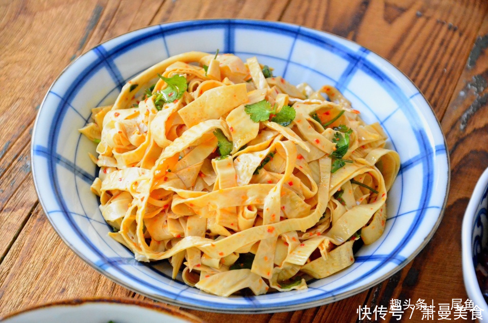 我家周末晚餐三菜一汤,道道又香又好吃,做法简单,适合上班族