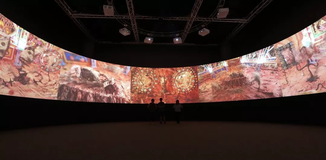 亡人|国人烧给亡人的纸扎,登上巴黎设计周,老外:中国人太浪漫了!