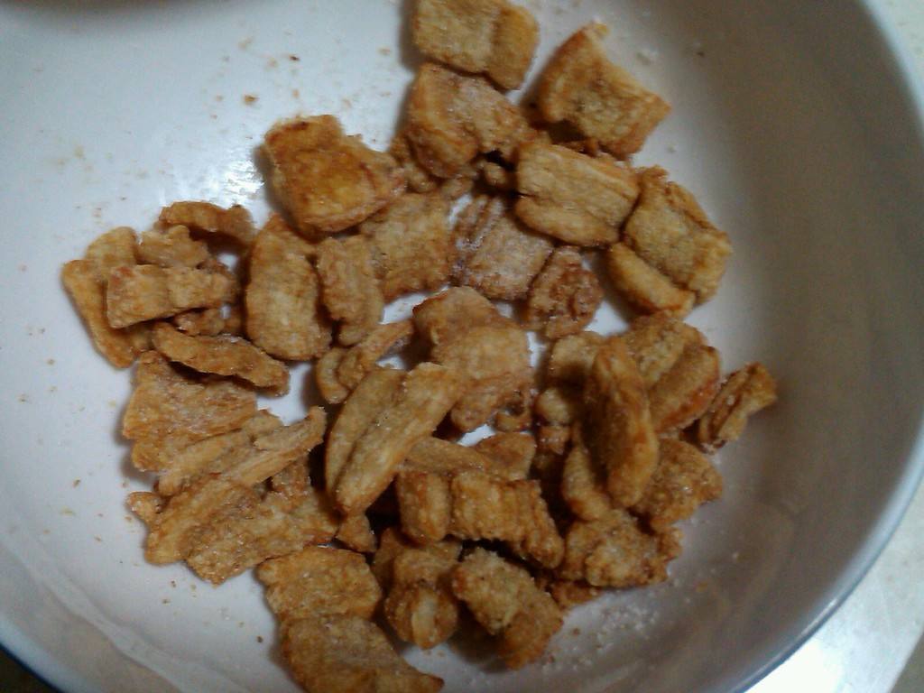 猪油渣|熬猪油剩下的猪油渣,可以吃吗,是养生还是致癌呢做错了很多年