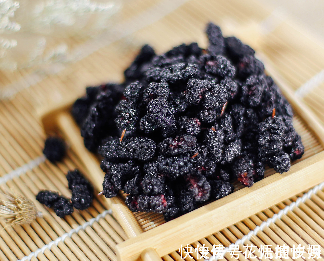 夏季|建议中老年人——夏季养生多吃5种健康零食,好吃不贵,对身体好