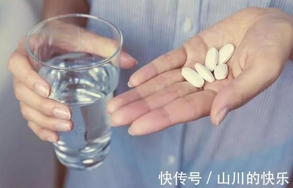 菊花茶|秋天还在乱喝茶?秋季喝什么茶最好?不妨听听医生怎么说