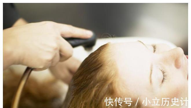現象|堅持用艾葉來洗頭，緩解脫發，睡眠也慢慢變好了