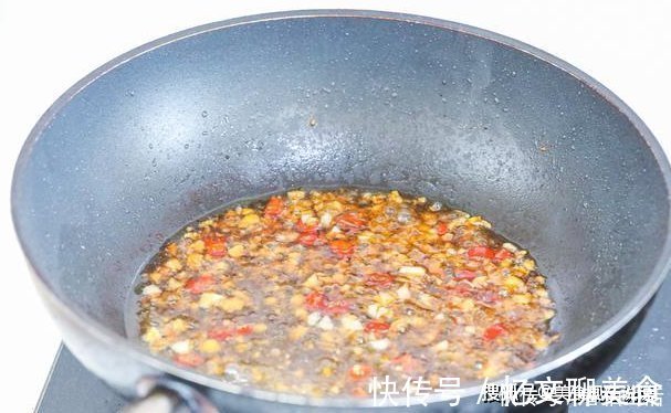 做蚝油生菜,先放蚝油还是后放蚝油?顺序错了很难吃,营养流失