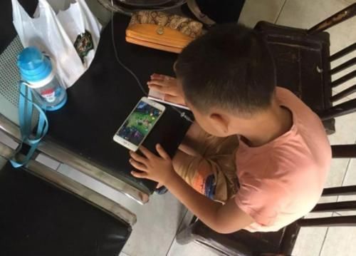 孩子|“妈妈,我为什么不能玩游戏?”这位妈妈的回答,值得家长们学习