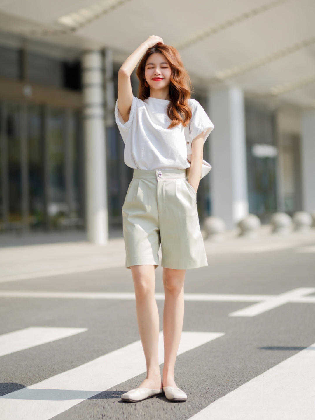 穿搭|过了40岁的女人怎么穿才优雅？学会“穿松不穿紧”，减龄有活力