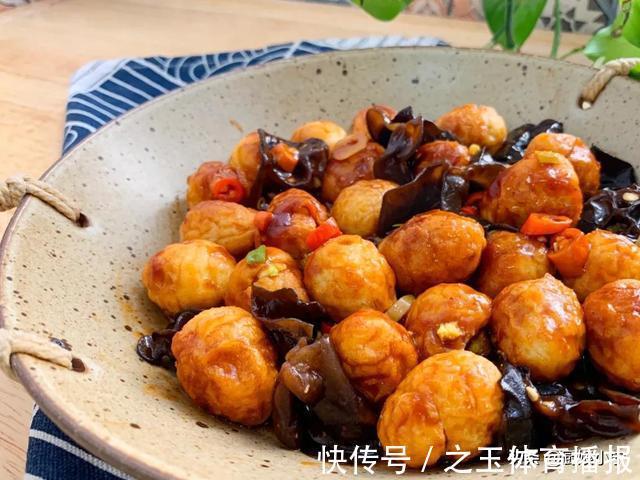 玉米淀粉|饭店38一份虎皮鹌鹑蛋,教你在家做,成本5块钱,比卖的还好吃