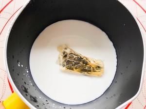  比冰淇淋还好吃??入口即化的蓝莓酸奶慕斯