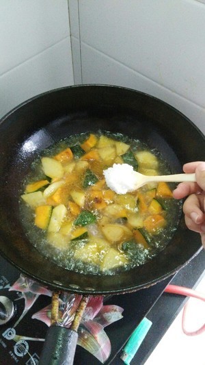 南瓜炖土豆
