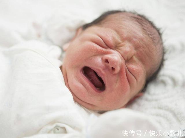 启蒙教育|睡眠期间孩子大脑发育迅速,会有这3种征兆,中一个家长都该高兴