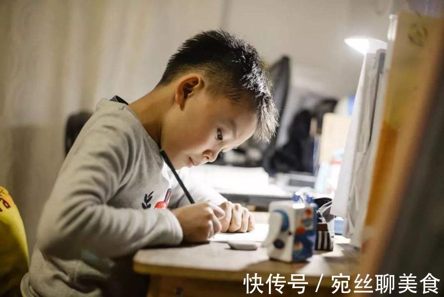 作业|李玫瑾:孩子放学回家写作业前,先让他去做一件事,学习效率更高