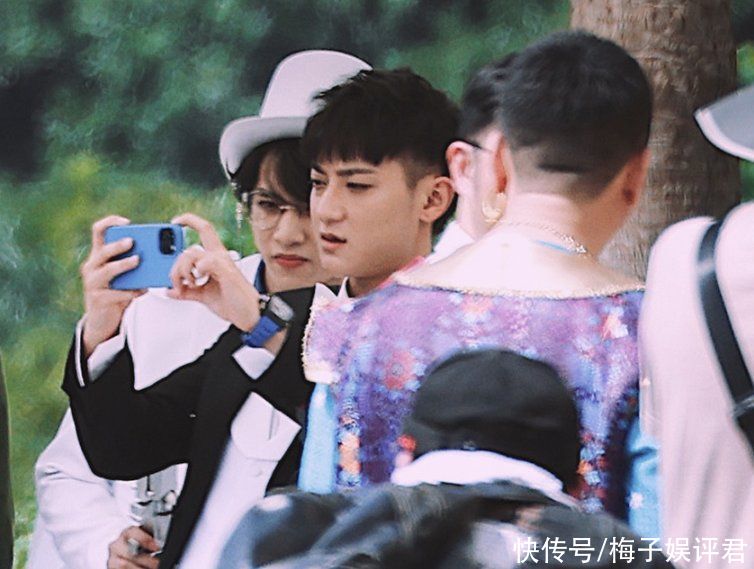 宋丹丹|《萌探》全员玩cos,宋亚轩王子造型贵气十足,看到刘耀文我爱了