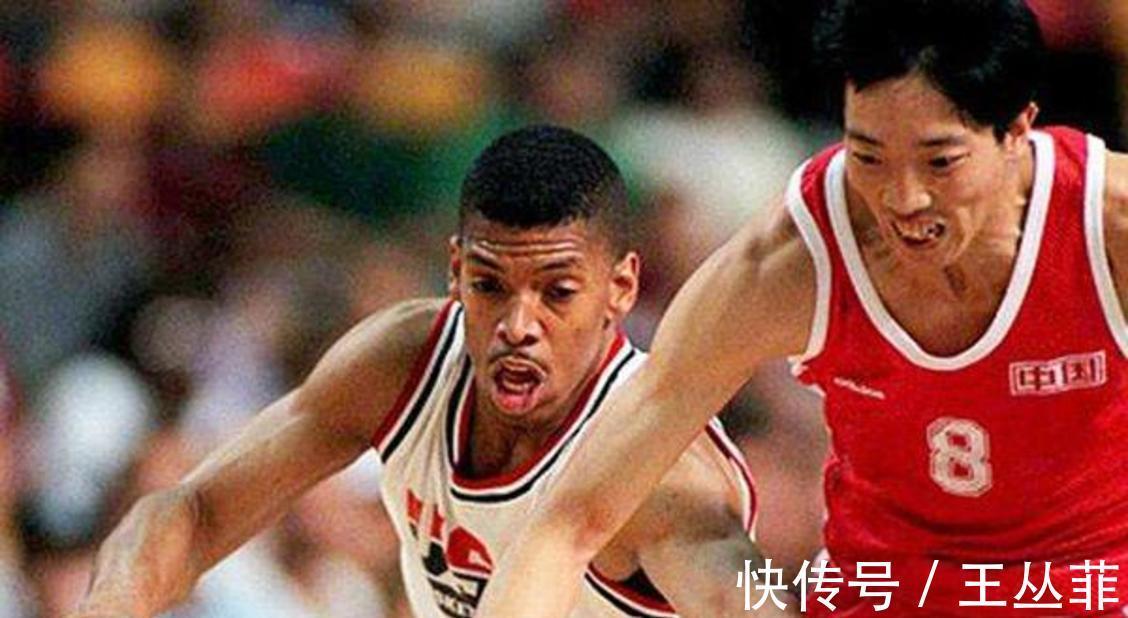 nb隔扣皮蓬!大帽科比!绰号“亚洲乔丹”的胡卫东究竟有多强?