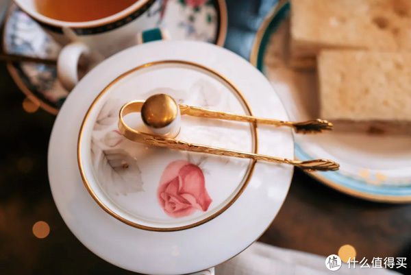 玫瑰|旅行其实很简单 篇九百八十七：入住送粉色玫瑰，整家酒店都是Pink！Pink！Pink！