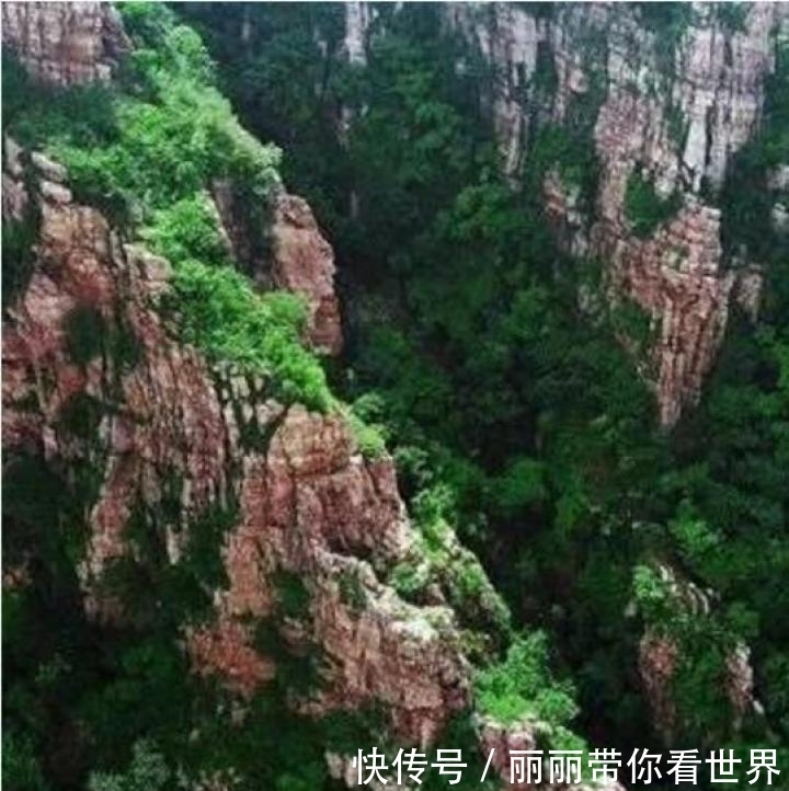 探寻天中美景——红石崖