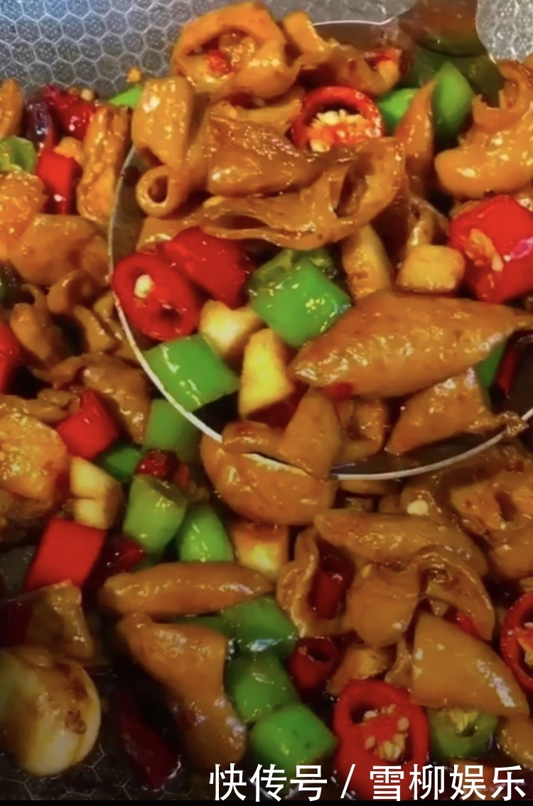 干锅爆炒肥肠,好吃还是下酒菜