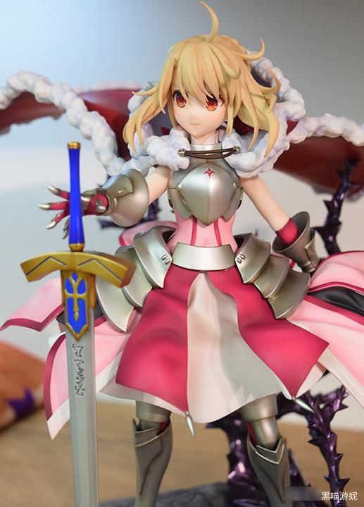 呆毛|魔法少女伊莉雅:剑士伊莉雅手办实物公开 粉色萌版呆毛王战甲