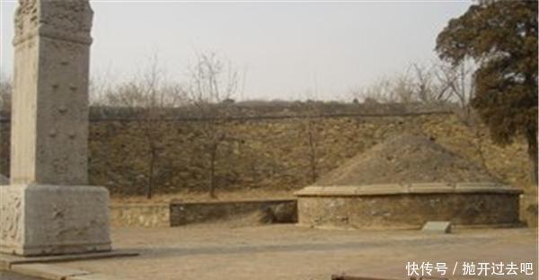 李莲英|李莲英棺材被打开 现场所有人汗毛倒竖 尸体不翼而飞!