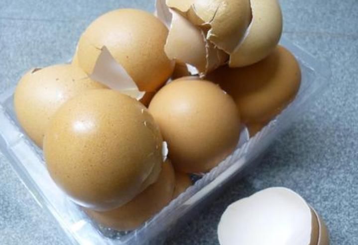 开花|想让蟹爪兰长得好,就用上2种料,保准一年能够开花200多天