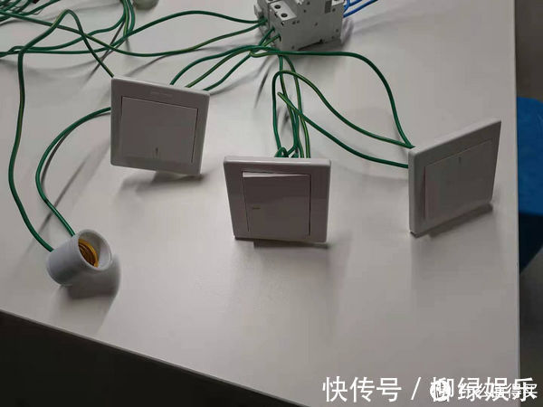 开关|家装经验谈 篇七十:【那个胖师傅】电工师傅让你买的开关你买不到的时候咋办