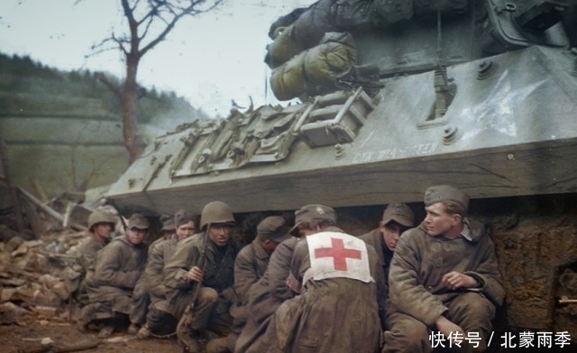 片拍摄于1944|二战德军士兵被俘集锦，苏军曾单次俘获85万德军部队！