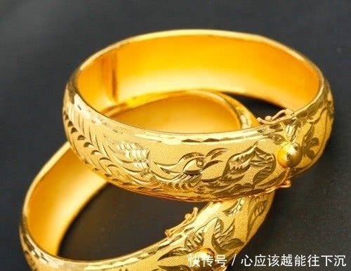 专家|农民捡到辽国金牌,专家上门劝其上交,他却熔成金手镯,令人叹息