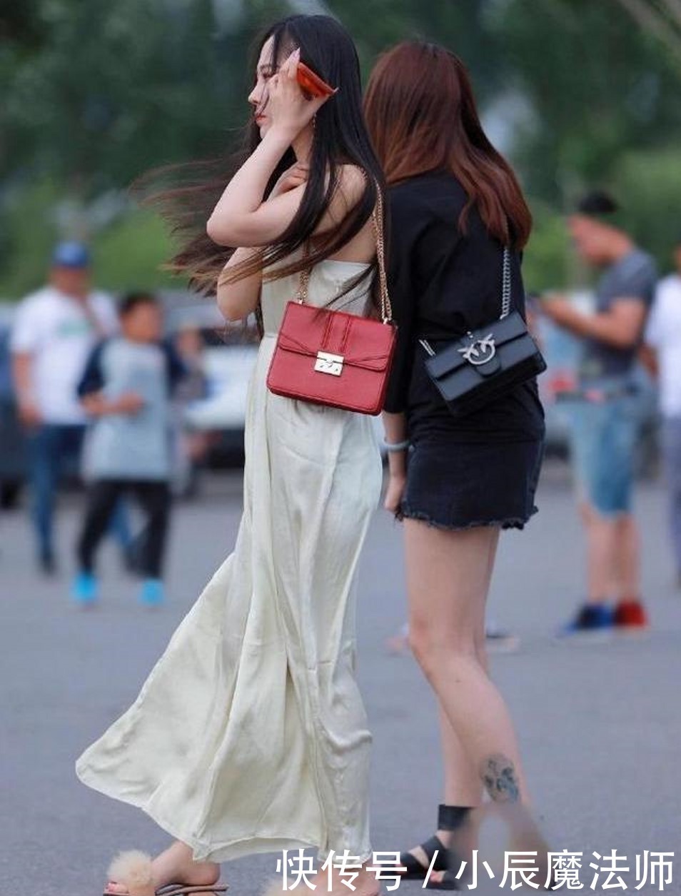 旗袍开襟在左还是右 旗袍开襟在左还是右