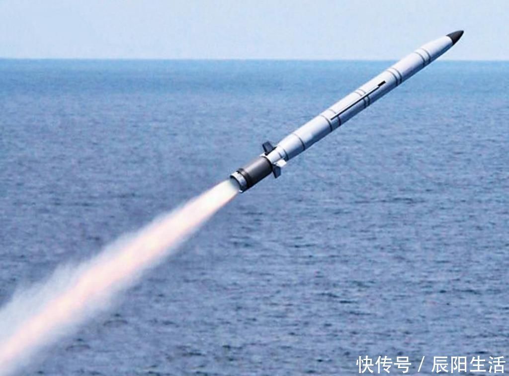 驱逐舰 鹰击18导弹必须用数据链中继制导?没那么复杂,渔船望远镜也行