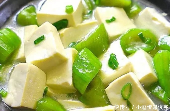 此物|豆腐和此物一起炖,比鸡汤还鲜,比骨头汤还补,补钙质,水嫩肌肤