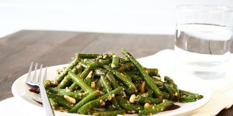 玉米须|尿酸高的人,2种食物再馋要忍住,多吃3物,降尿酸,痛风绕道走