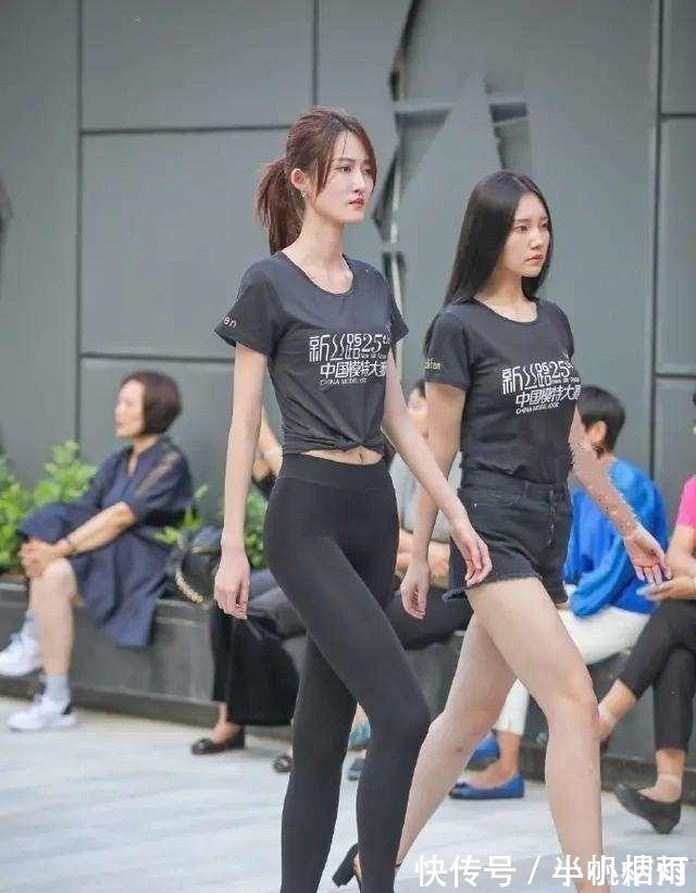 高腰 温柔有质感的打底裤穿搭,利落又不乏活力感,非常迷人!