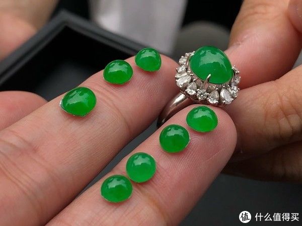 日常总结 篇二：开价18w的小蛋面到底是什么颜色