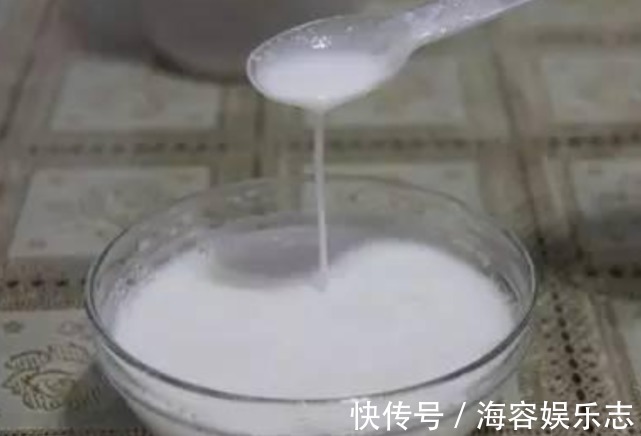 茶水|夏天“牛奶”过期，多做“一步”来浇花，土壤疏松肥沃，养啥都旺