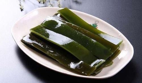 满脸皱纹|女性不想满脸皱纹,可以多吃3种食物,营养丰富,滋润肌肤!