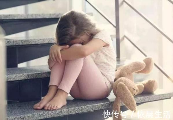 困境|孩子如果出现“隐忍式表达”,父母要引起重视,会有这3种伤害