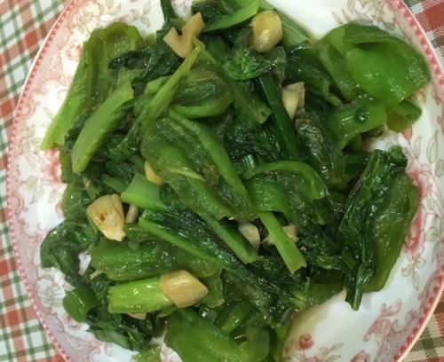 食材|晚饭吃它等于“天然泻药”,百吃不腻,隔夜排便,口臭没了,越吃越瘦