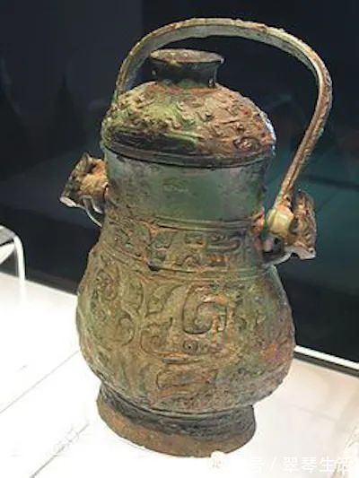 商朝@端起是酒杯,放下是“觯斝盉觚彝卣角爵觥罍”