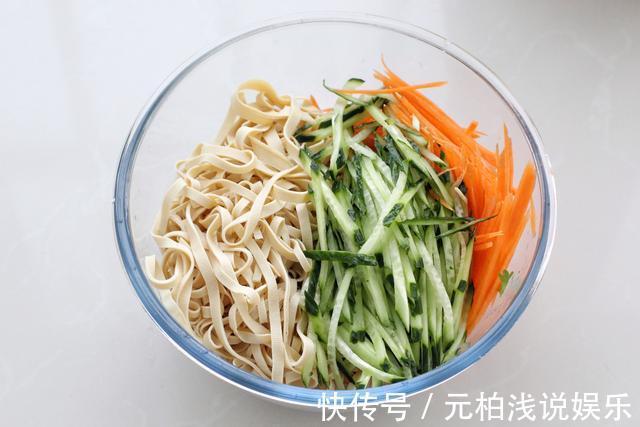调味汁|凉拌菜是夏季餐桌首选,简单快手倍儿开胃,无油烟简单一拌就上桌