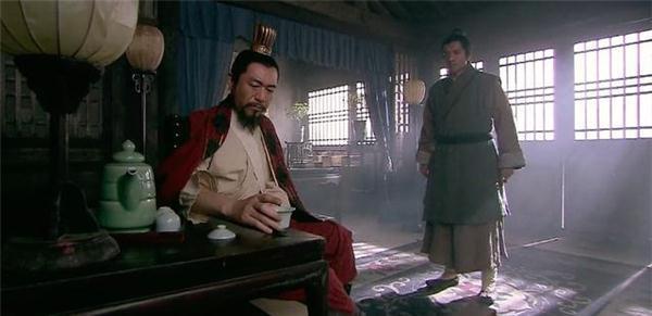 梁山!他上梁山前武功盖世,上山后却从不上阵打仗,宋江也拿他没办法