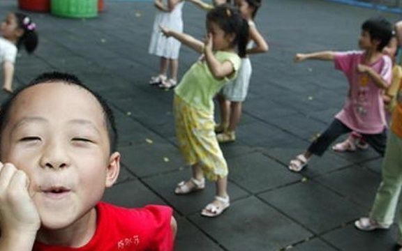 孩子|有4种能力,孩子童年玩耍中就能获得,错过了,长大哭都找不回来