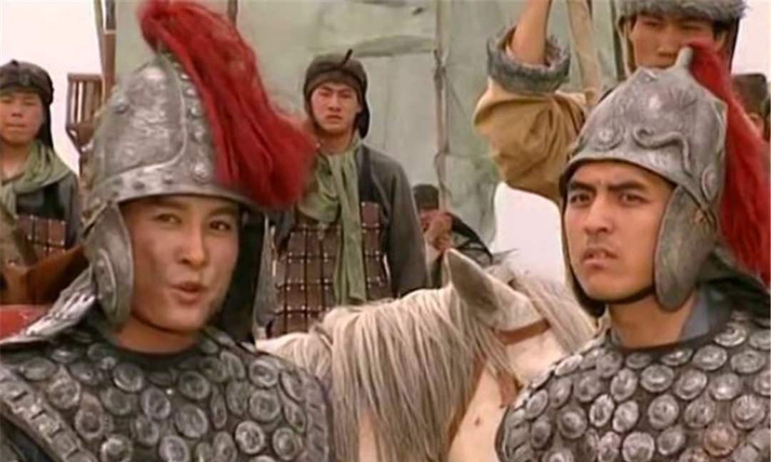 关羽|正史中关羽与马超相比,到底谁的武力更强?诸葛亮信中只说了一句话