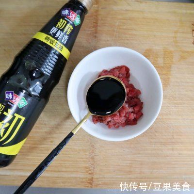 阳春白雪|这道鲜香滑嫩肉沫蒸蛋羹，每天吃都吃不够