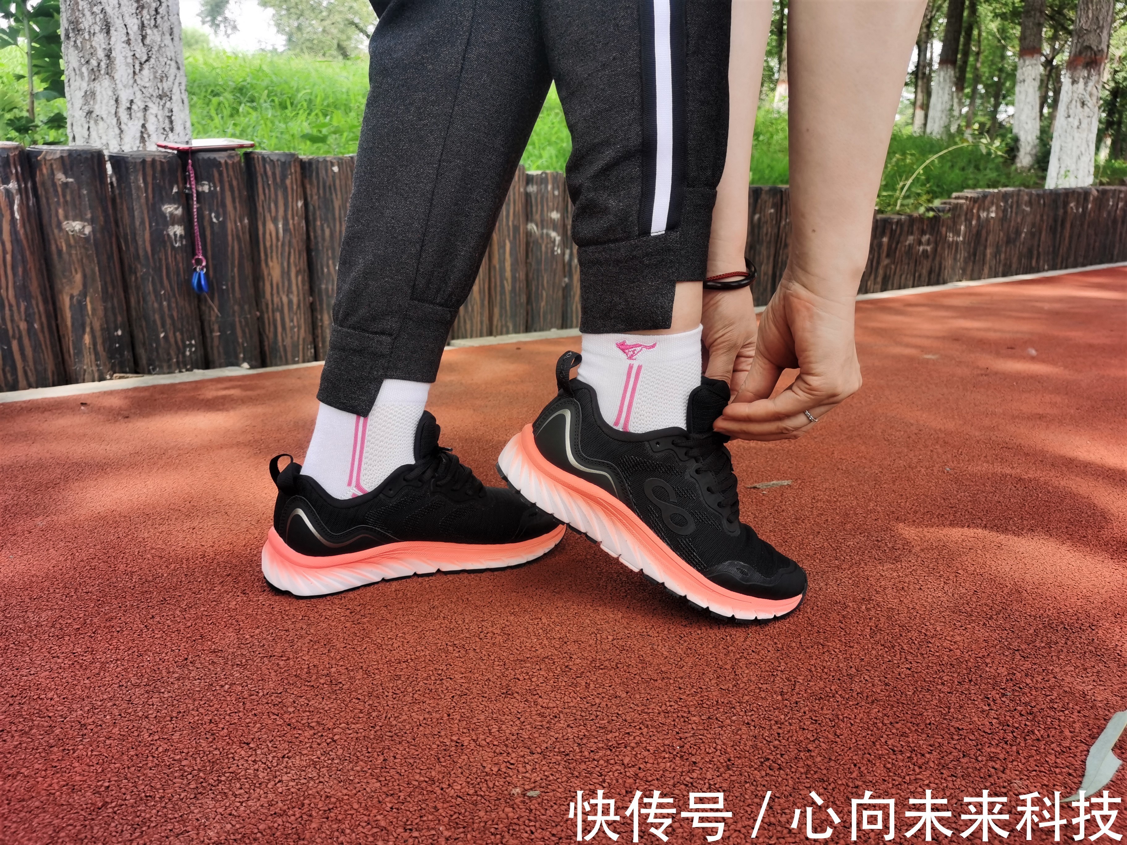 跑步|亚健康想开跑却不知如何选鞋，咕咚10K悦弹跑鞋，入门跑者首选