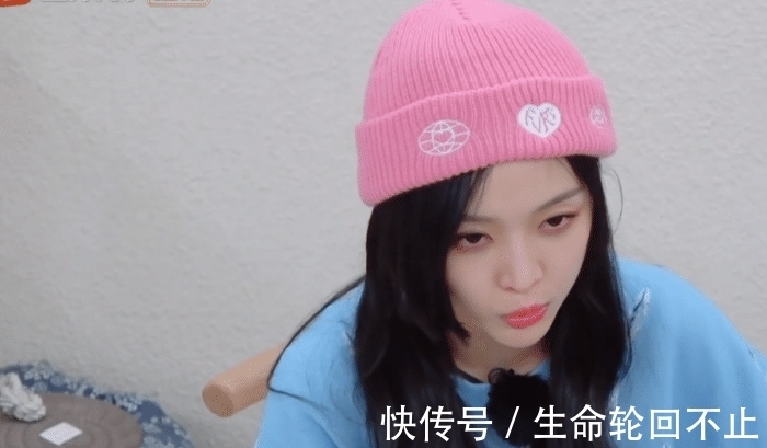 超短裙|到底抹了多少粉？吴宣仪穿短裤录妻子5，腿、脸和肚子三种颜色