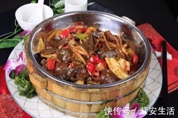 牛杂|美食推荐风味大盘牛杂、风味特色鹅、椒香象拔蚌制作方法