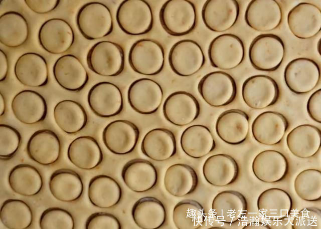 平时|平时要多做这个饼给孩子吃,松软香甜好消化,简单无添加,解馋
