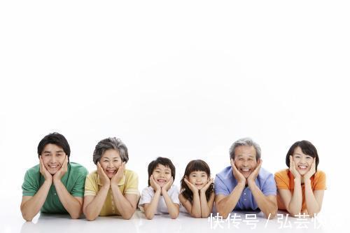 虚荣心|幼儿园毕业典礼,要求家长走红毯,妈妈得花枝招展